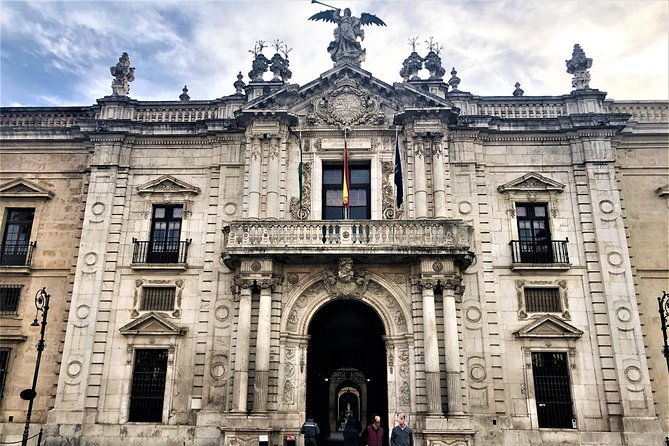 history-of-women-of-seville-private-tour