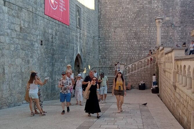 history-walking-tour-charm-of-old-dubrovnik