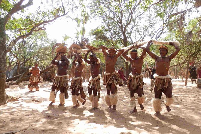 Hluhluwe Imfolozi & DumaZulu Cultural Village Tour from Durban - FAQ