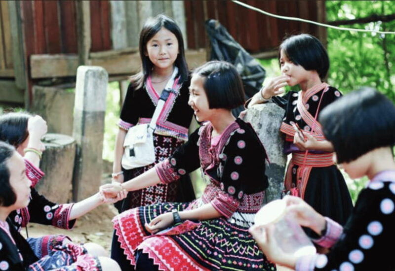 hmong-village-doi-suthep-and-wat-pha-lat-half-day-tour