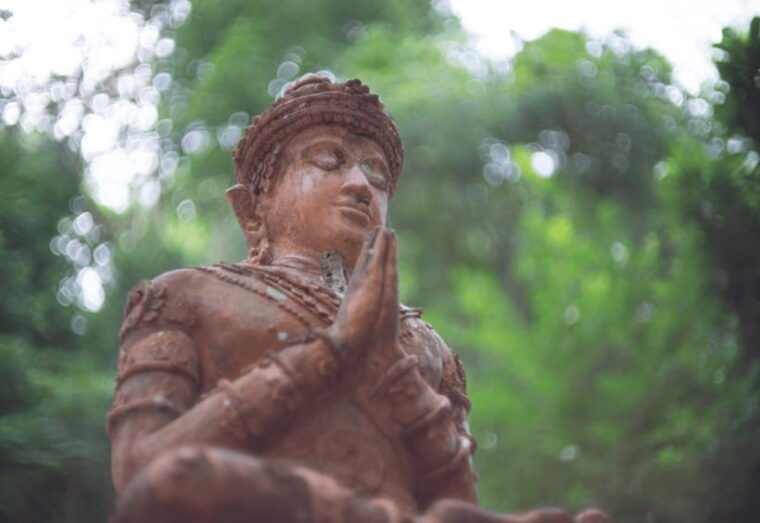 hmong-village-doi-suthep-and-wat-pha-lat-half-day-tour