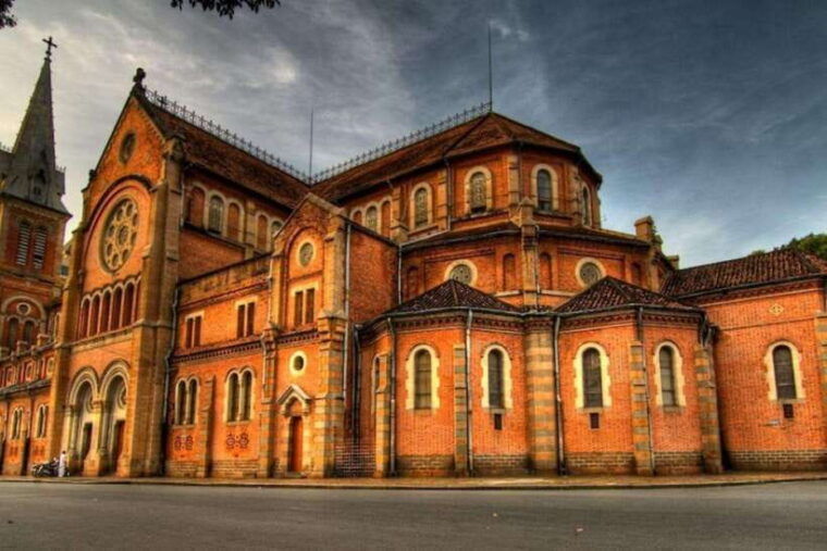 ho-chi-minh-1-day-private-tour-from-phu-my-seaport