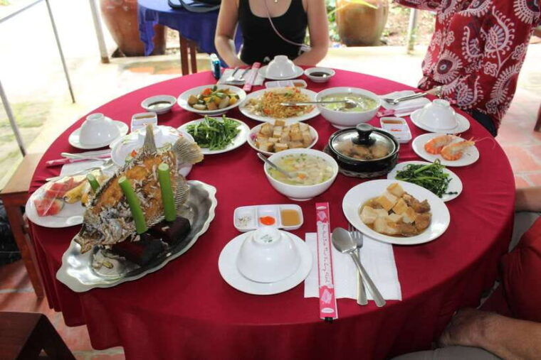 ho-chi-minh-cai-be-mekong-delta-local-village-full-day-tour