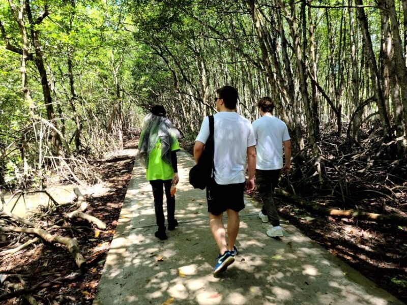 ho-chi-minh-city-can-gio-monkey-island-by-motorbike