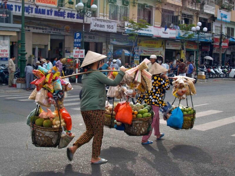 ho-chi-minh-city-city-highlights-tour-by-cyclo-with-meal