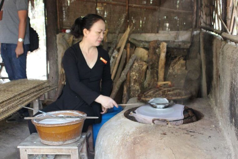 ho-chi-minh-city-cu-chi-tunnels-tour-by-luxury-speedboat
