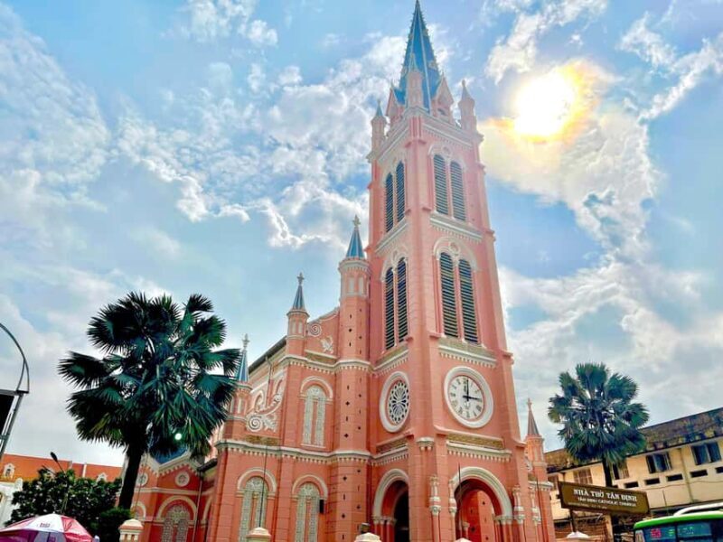 Ho Chi Minh City: Koi Fish Café & Hidden Gems Tour - Ho Chi Minh City: Koi Fish Café & Hidden Gems Tour