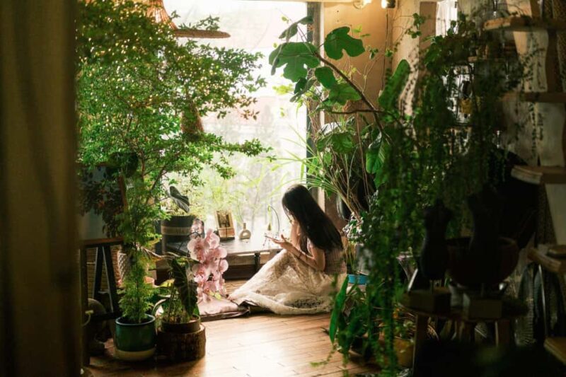 Ho Chi Minh City: Local Flowers Market & Hidden Flowers Cafe - A Closer Look at the Experience