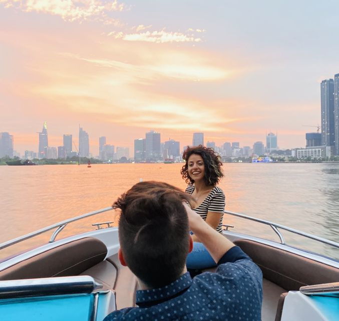 ho-chi-minh-city-luxury-sunset-speedboat-tour-with-cocktail