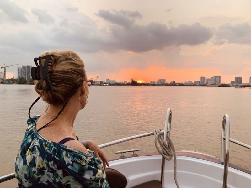 ho-chi-minh-city-luxury-sunset-speedboat-tour-with-cocktail