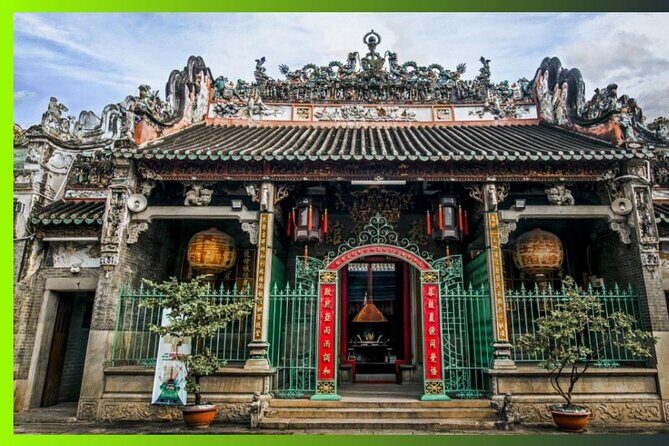 Ho Chi Minh City Morning Bike Tour: Hidden Stories & Traditions - Practical Details and What to Expect