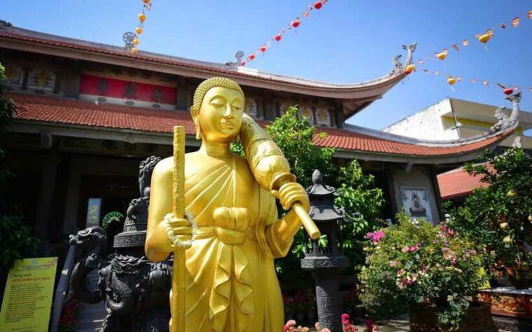 ho-chi-minh-city-pagodas-and-coffee-corners-tour