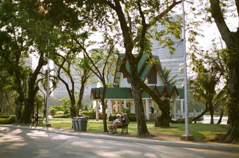 Ho Chi Minh City: Photoshoot with a French Photographer - Key Points  