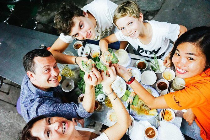 Ho Chi Minh City: Private Street Food Night Walking Tour - An Honest Look at the Ho Chi Minh City Private Street Food Night Walking Tour