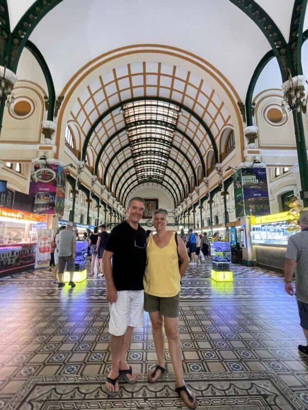 Ho Chi Minh City: Retracing the Past of Saigon with Meal - Stop 3: Independence Palace