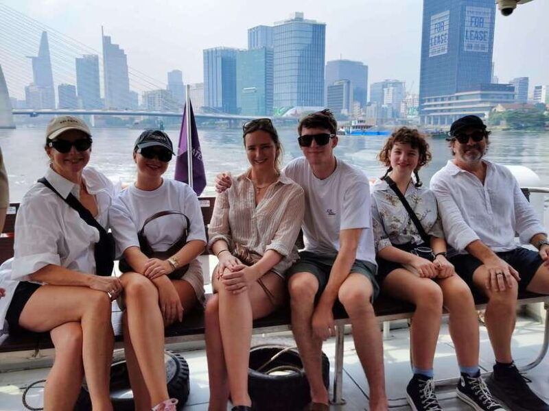 ho-chi-minh-city-sightseeing-massage-tour-with-female-guide
