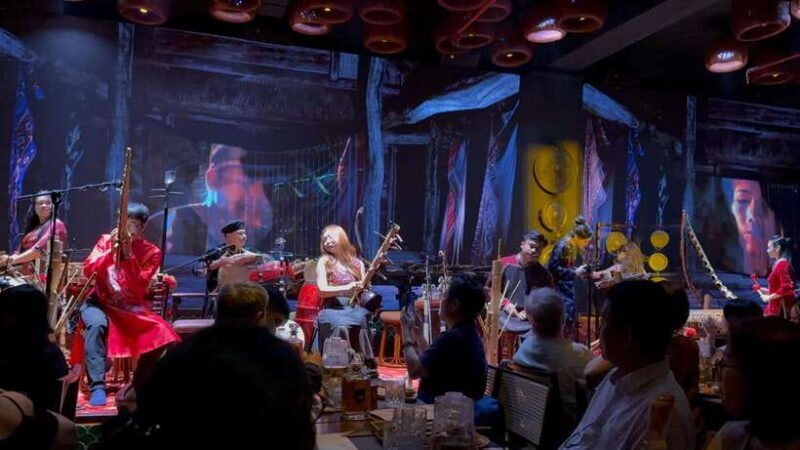 Ho Chi Minh City Sightseeing Tour With Live Music Chao Show - Key Points