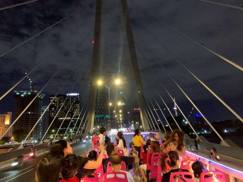 ho-chi-minh-city-street-food-hop-on-hop-off-private-tour