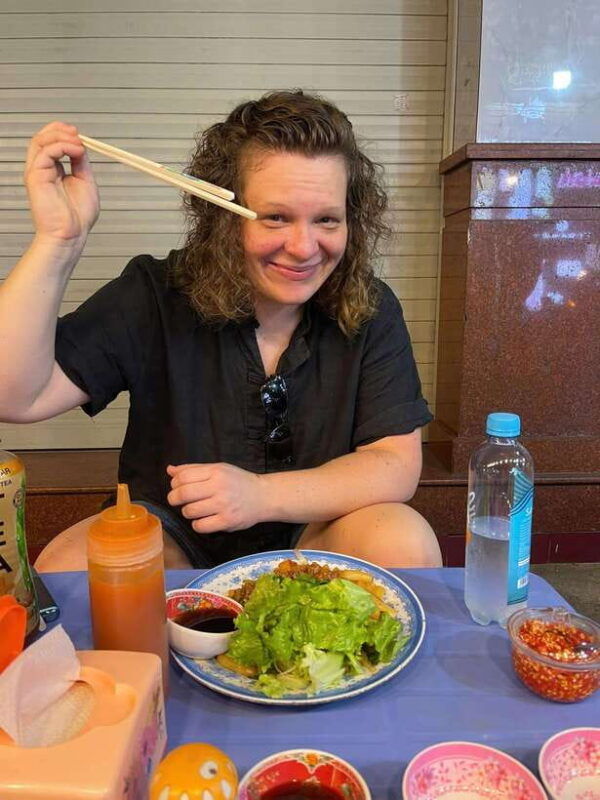 ho-chi-minh-city-street-food-hop-on-hop-off-private-tour