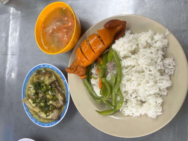 Ho Chi Minh City Street Food Private Tour By U.S.A Army Jeep - Key Points