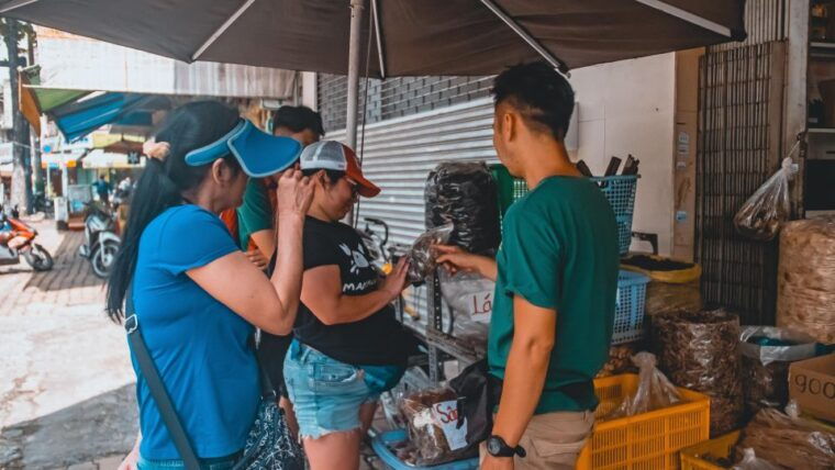 ho-chi-minh-city-trails-of-quach-dam-cycling-tour