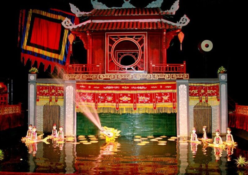ho-chi-minh-city-water-puppet-show-and-dinner-cruise