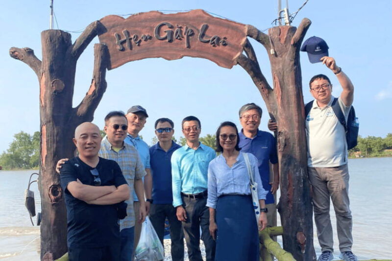 ho-chi-minh-cu-chi-tunnels-and-mekong-delta-private-tour