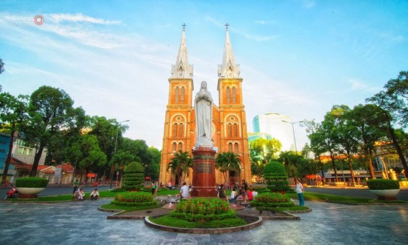 ho-chi-minh-historical-city-scooter-tour
