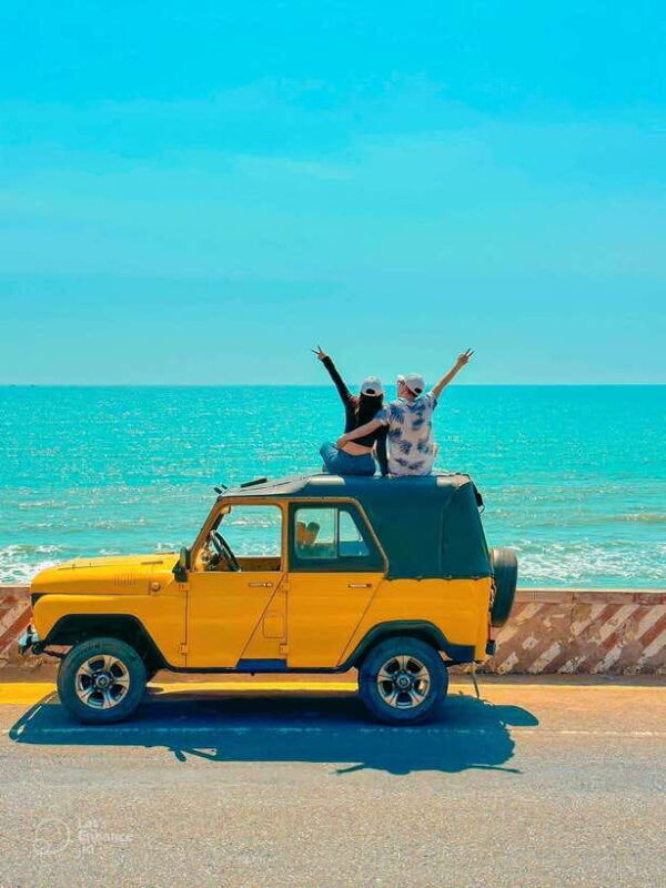 ho-chi-minh-most-memorable-day-trip-to-mui-ne-private-jeep