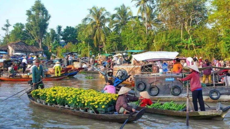 ho-chi-minh-private-tour-mekong-2-days-w-4-stars-hotel