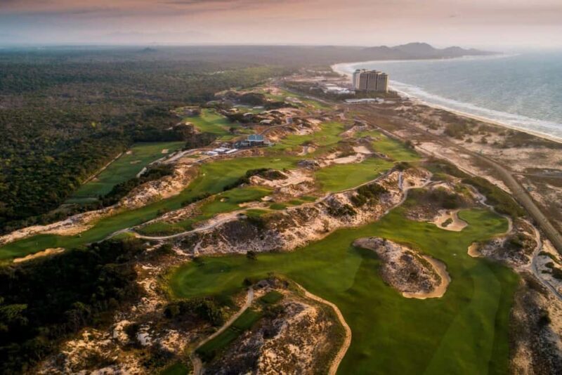 Ho Tram: The Bluffs Grand 1-Day Guided Golf Tour - Exploring the Course and Its Unique Features