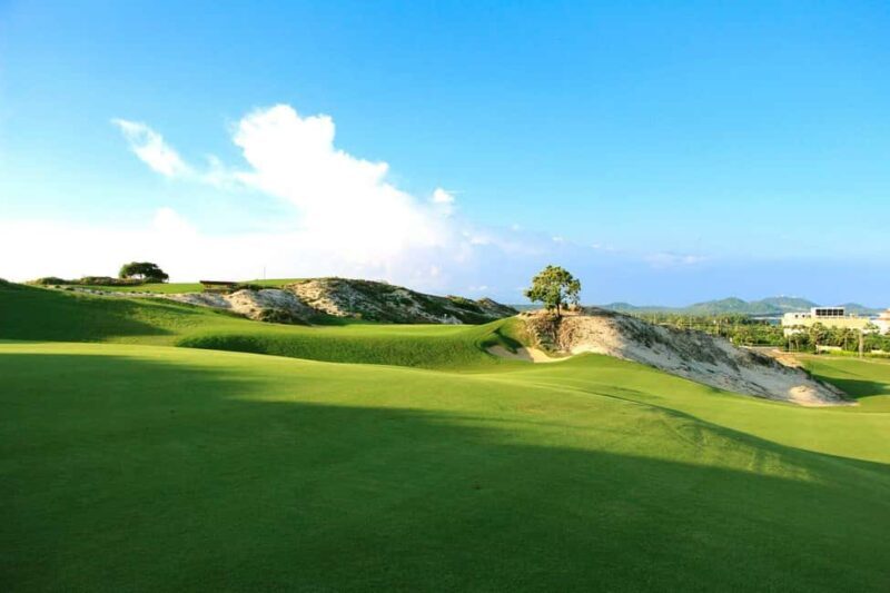 Ho Tram: The Bluffs Grand 1-Day Guided Golf Tour - The Itinerary Breakdown