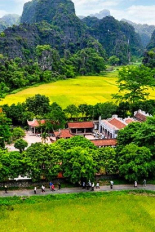 hoa-lu-and-tam-coc-in-ninh-binh-full-day-tour-4