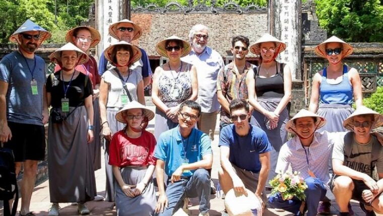 hoa-lu-and-tam-coc-in-ninh-binh-full-day-tour-4