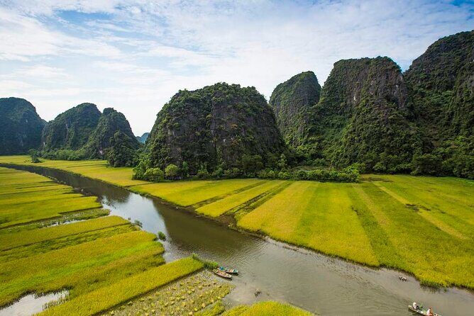 Hoa Lu and Tam Coc Luxury Day Tour - Introduction: A Day of Scenic Beauty and Cultural Charm