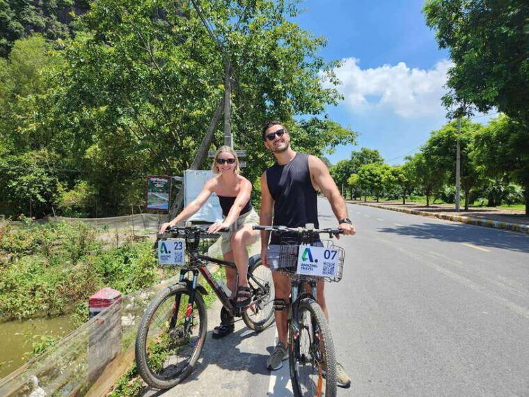 hoa-lu-and-tam-coc-with-bike-ride-and-family-visit