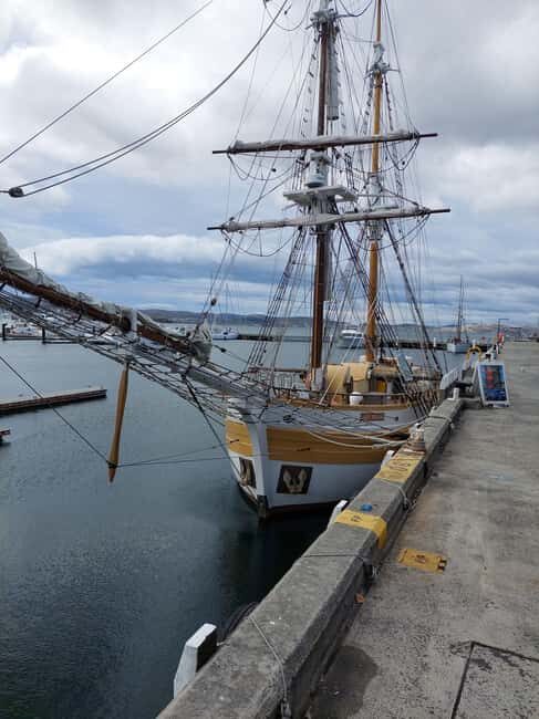 Hobart Attractions Bus: HOBART SHORE EXCURSION - Key Points