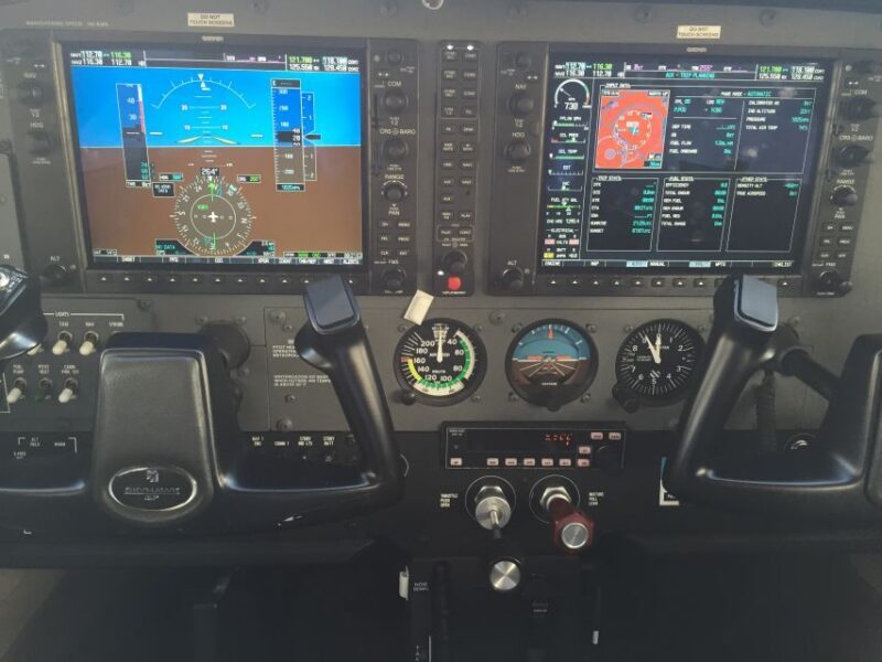 Hobart: Introductory Flying Lesson - Who Will Love This Experience?
