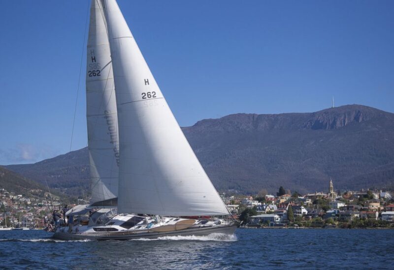 Hobart: Luxury Yacht Scenic Sailing Tour with Snacks - Who Is This Tour Best For?