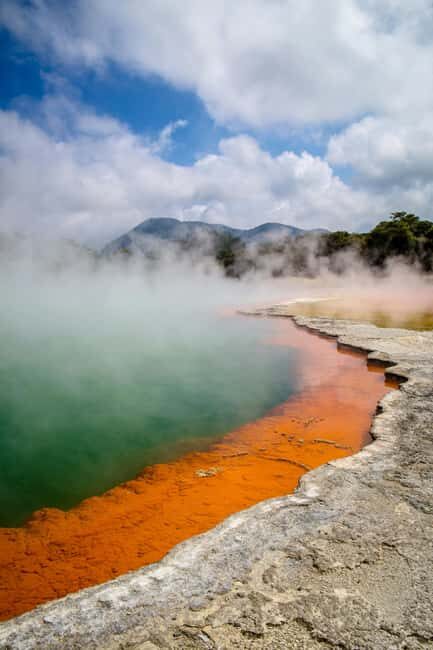 Hobbiton and Waiotapu Thermal Wonderland : PRIVATE TOUR - What Makes This Tour Stand Out