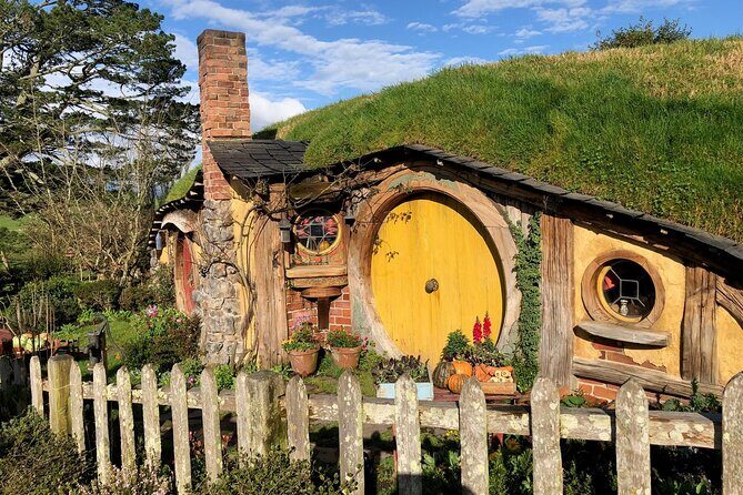 Hobbiton Movie Set Day Tour - Exploring the Itinerary in Detail