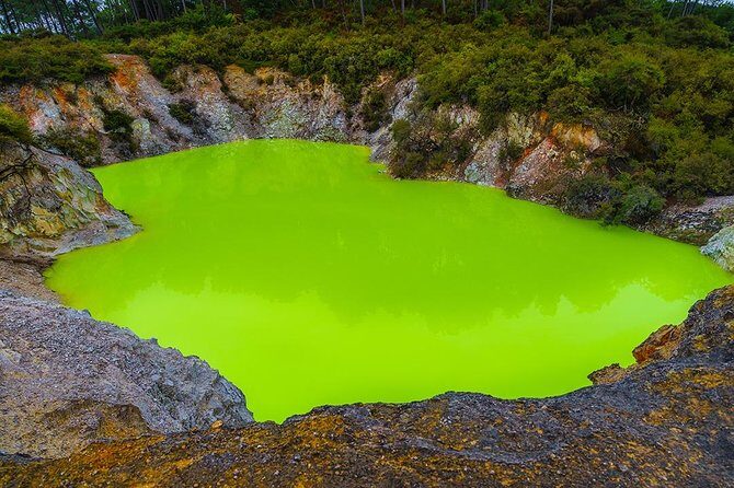 Hobbiton & Rotorua including Wai-O-Tapu - Small Group Tour from Auckland - Rotorua City Tour: The Cultural and Natural Highlights