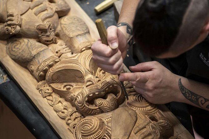 Hobbiton & Rotorua Small Group Day Tour inc Te Puia from Auckland - The Sum Up