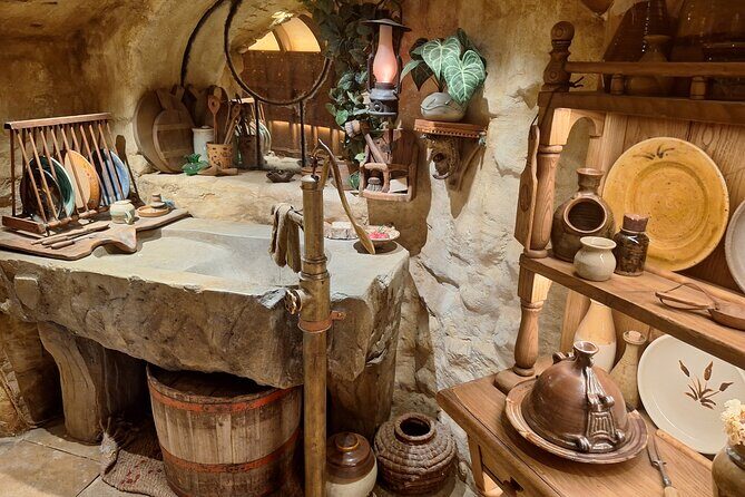 Hobbiton Small group Tour from Tauranga Port - Exploring the Itinerary in Detail