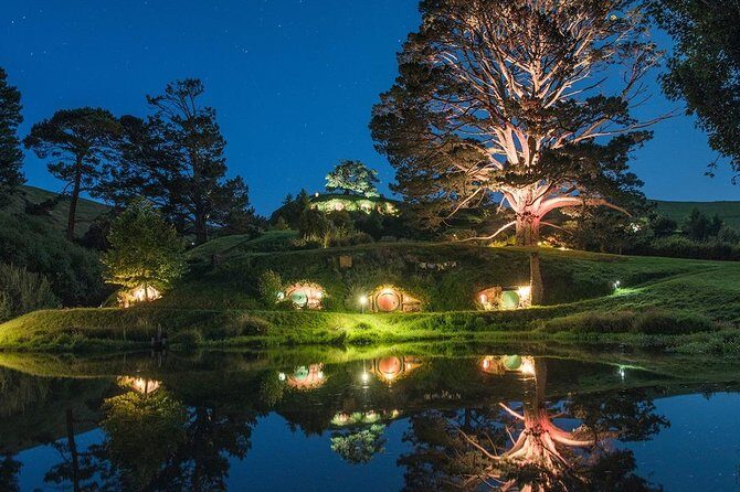 Hobbiton & Waitomo Caves Small Group Tour from Auckland inc Lunch - Practicalities and Considerations