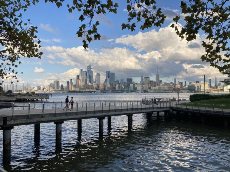 hoboken-private-walking-tour-with-manhattan-views