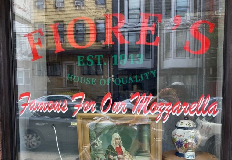 hoboken-private-walking-tour-with-manhattan-views