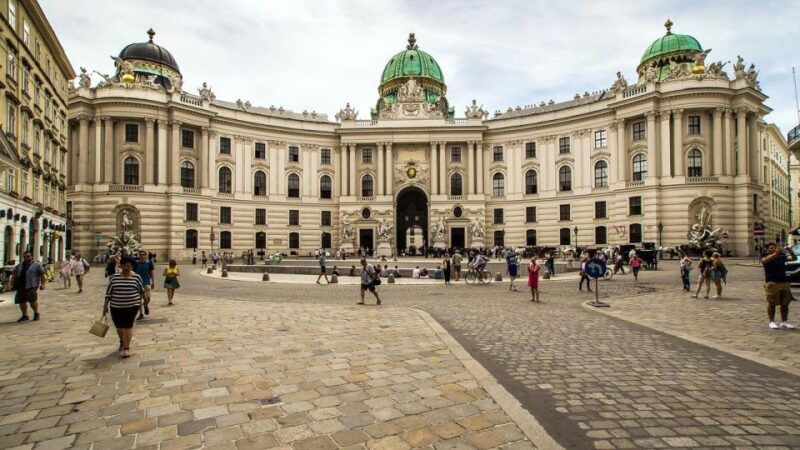 hofburg-sisi-museum-and-imperial-apartments-private-tour