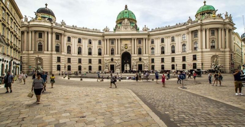 hofburg-sisi-museum-and-imperial-apartments-private-tour