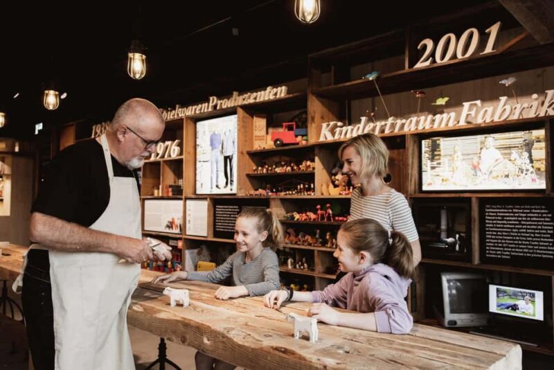 Hofstetten bei Brienz: Trauffer Erlebniswelt Ticket - Practical Details & Tips